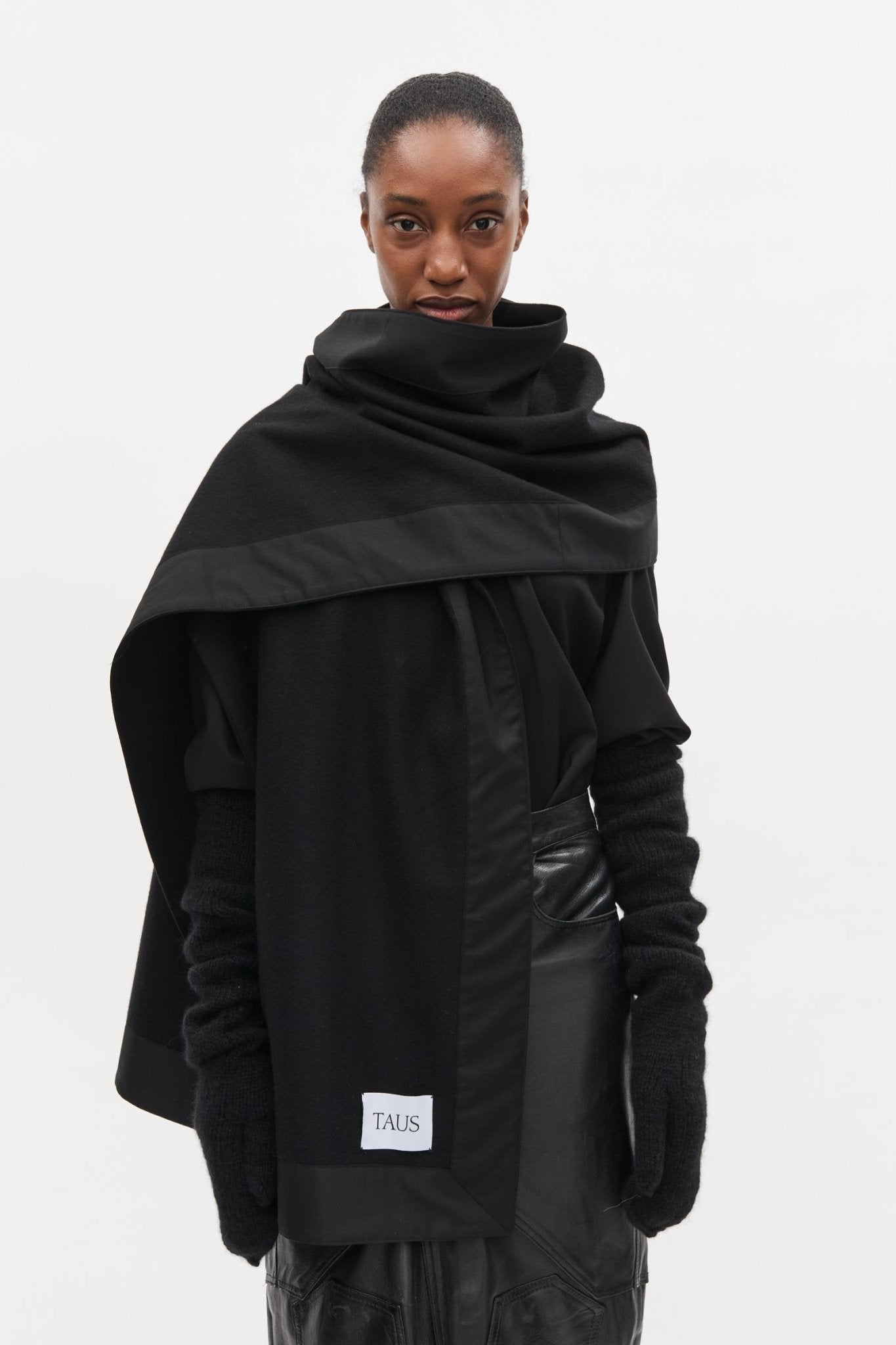 Knitted Mittens - Taus