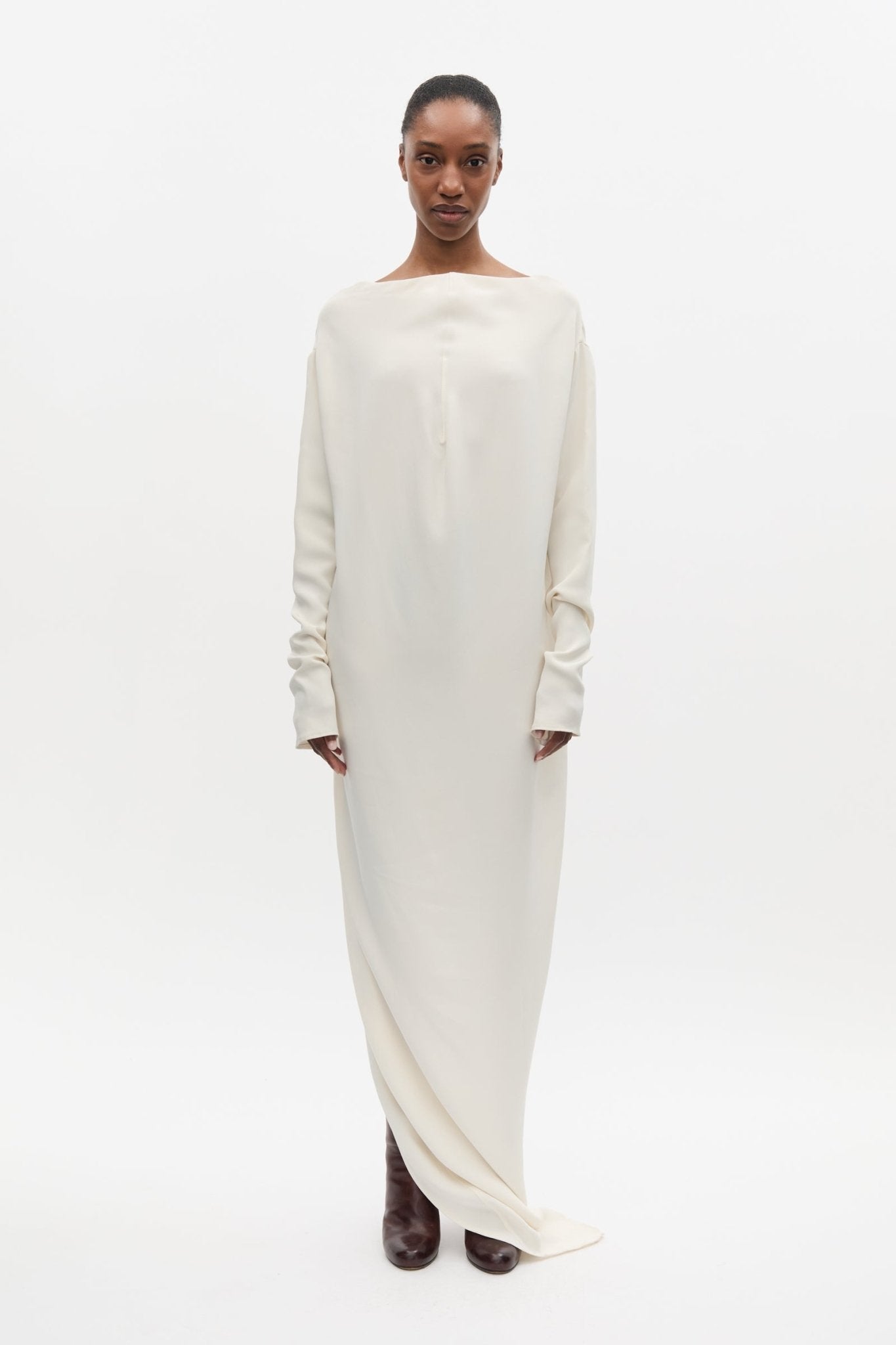 Open - Back Dress - Taus