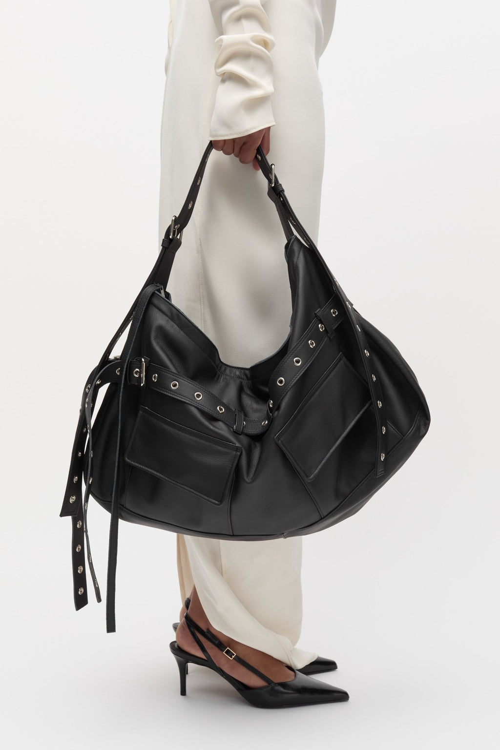 Juho Bag | Taus Official Online Shop